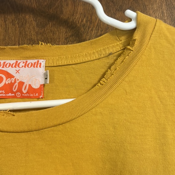 SALE EUC ModCloth Dazey LA collaboration t-shirt, L - Picture 5 of 7